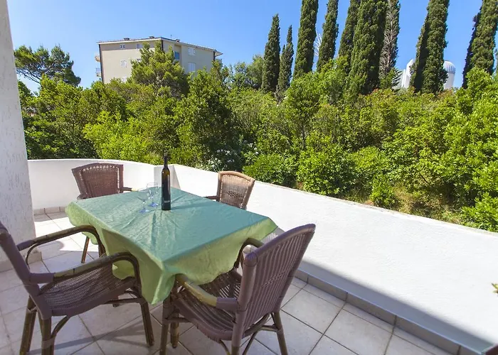 Kumpar Appartement Makarska