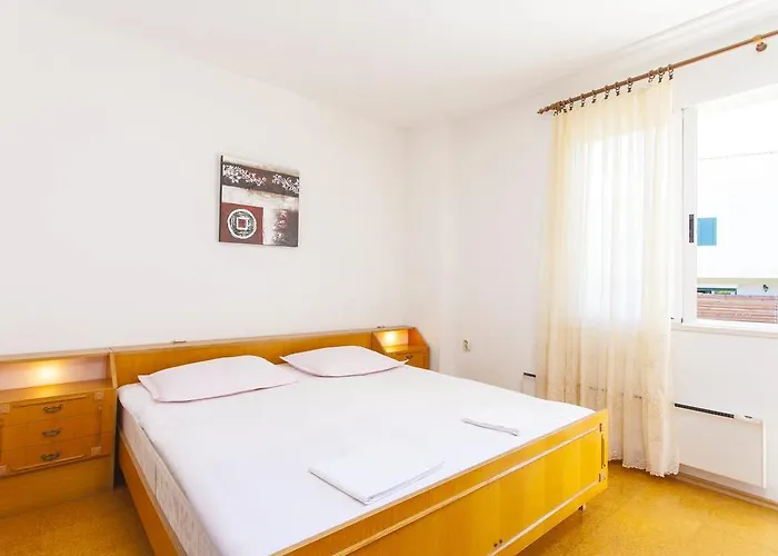Kumpar Appartement Makarska