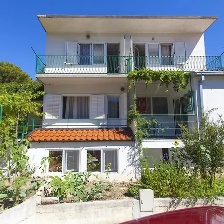 Kumpar Appartement Makarska